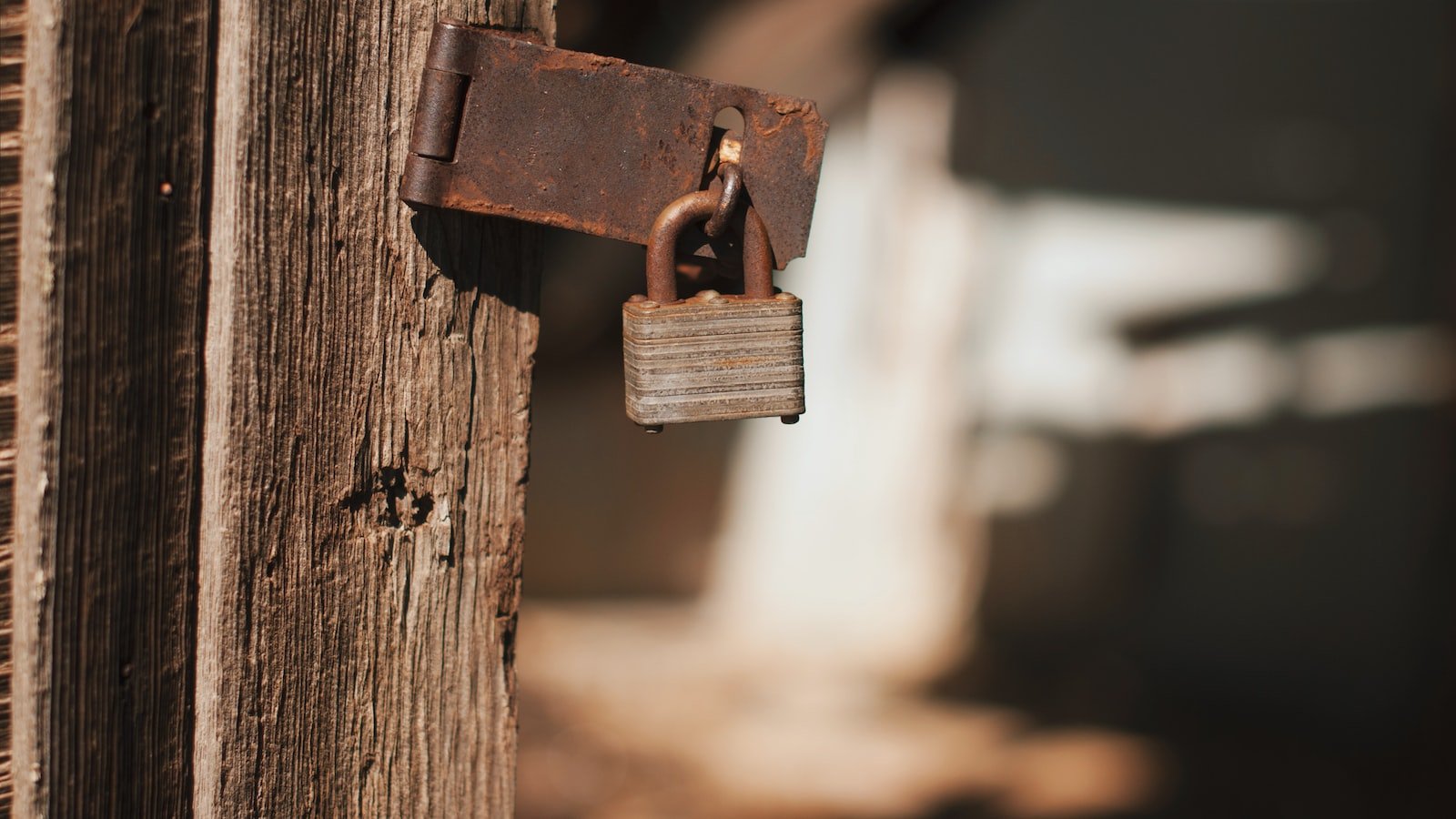 The Role⁢ of ⁢Locksmiths ⁤in Locksport​ Social Responsibility: